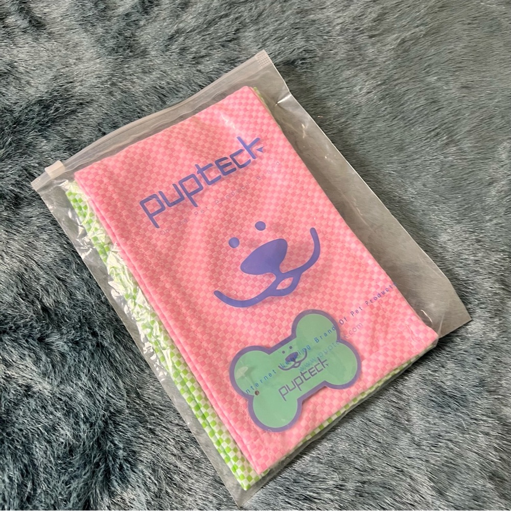 Summer Dog Cool Bandanas set of 2 pink/green NEW